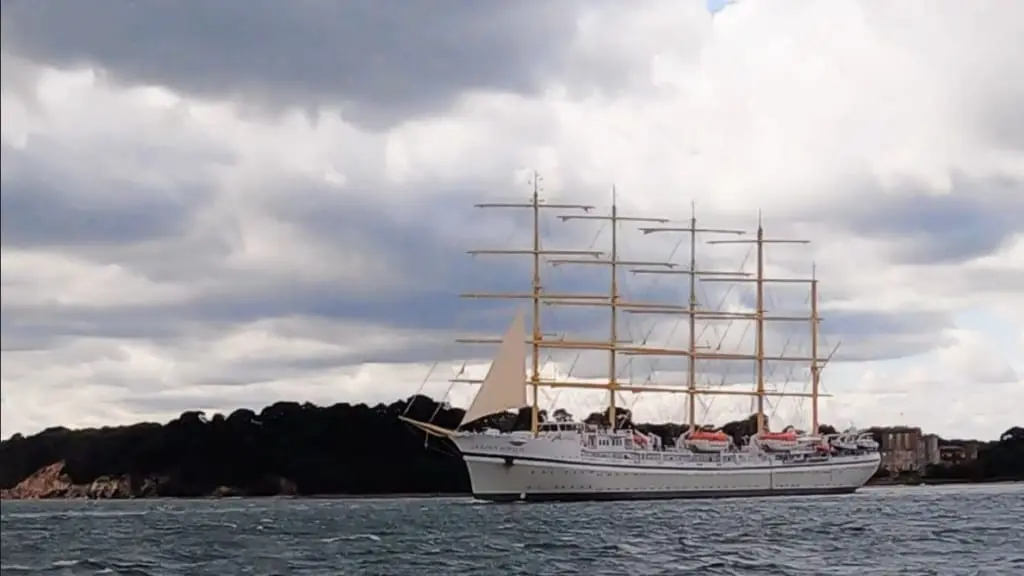 Golden Horizons Sail Ship