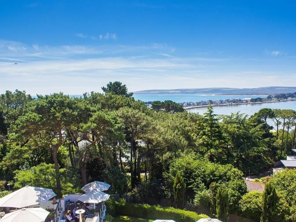 Harbour Heights Hotel