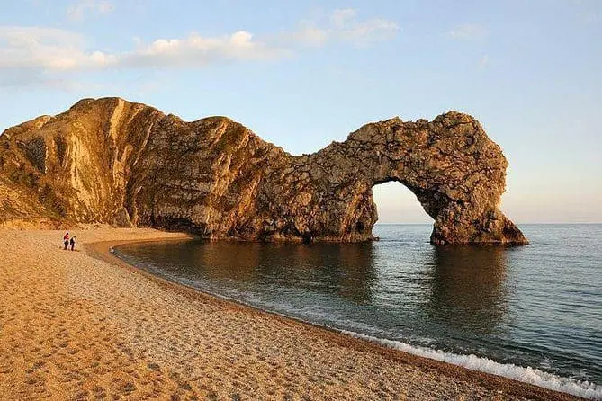 Lulworth Cove & Durdle Door Mini-Coach Tour