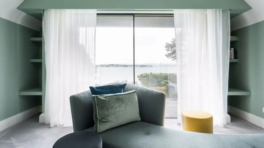 Shore Lodge