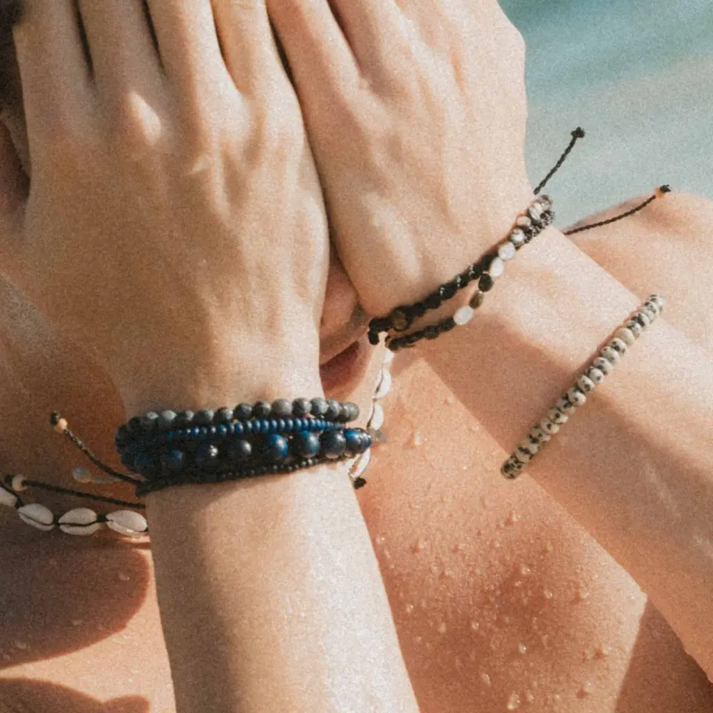 Bueng Kan Dark Beaded Stone Bracelet Set 1