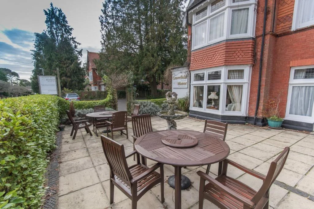 Grovefield Manor Hotel