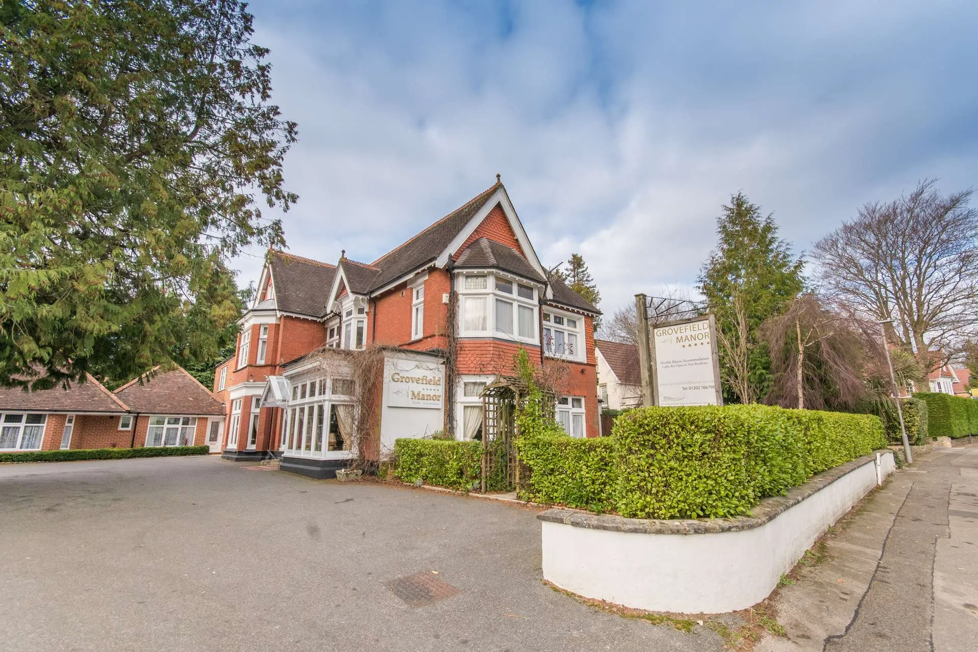 Grovefield Manor Hotel