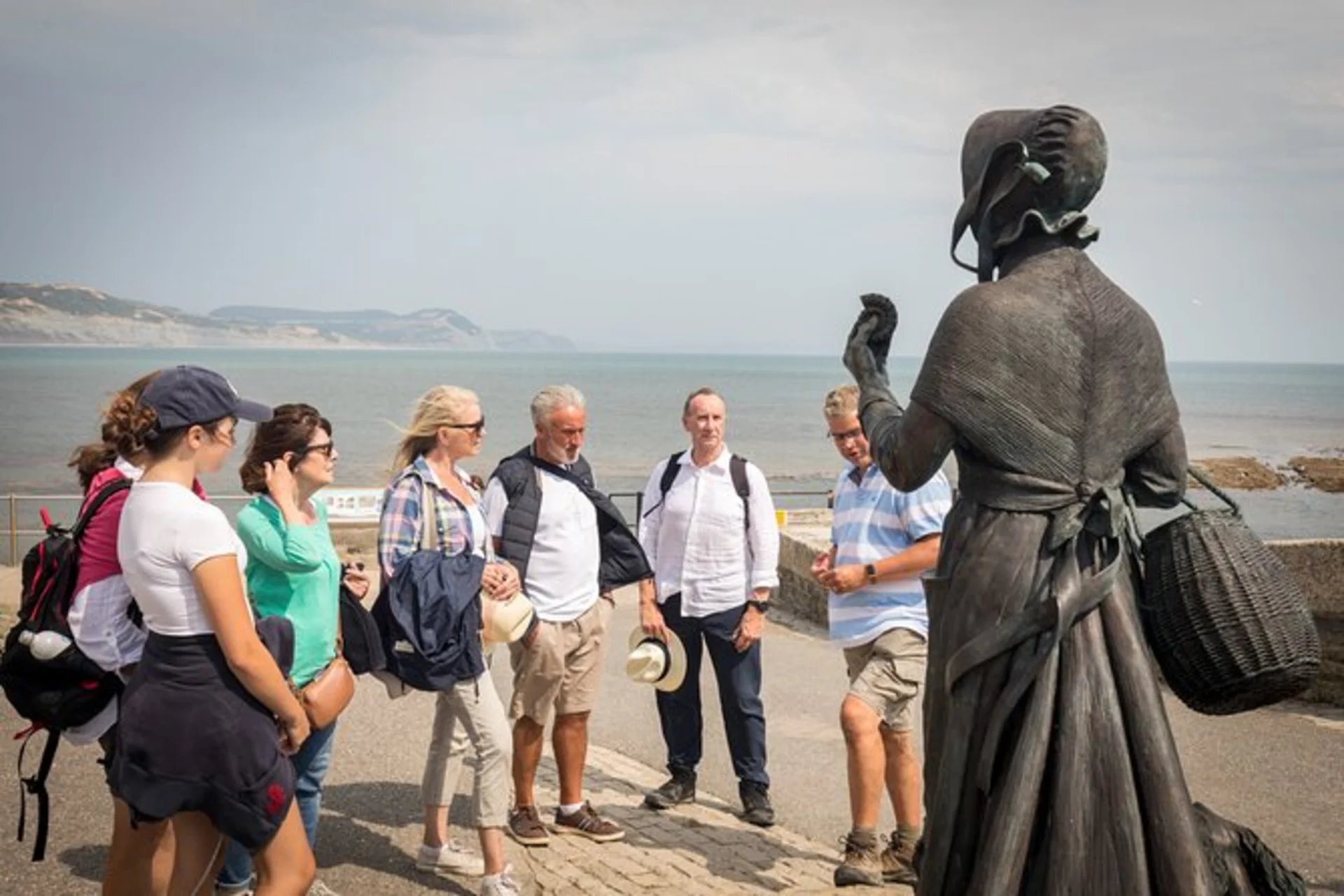 3-Day Jurassic Coast Fossil Hunting and Coastal Tour