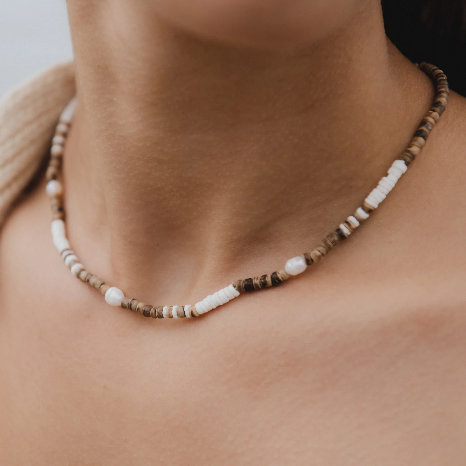 Kauai Puka Shell & Pearl Jewellery Set