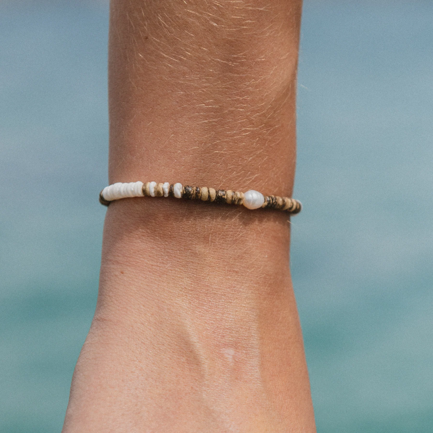 Kauai Puka Shell & Pearl Jewellery Set