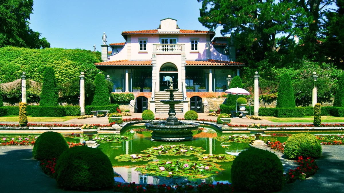 Compton Acres