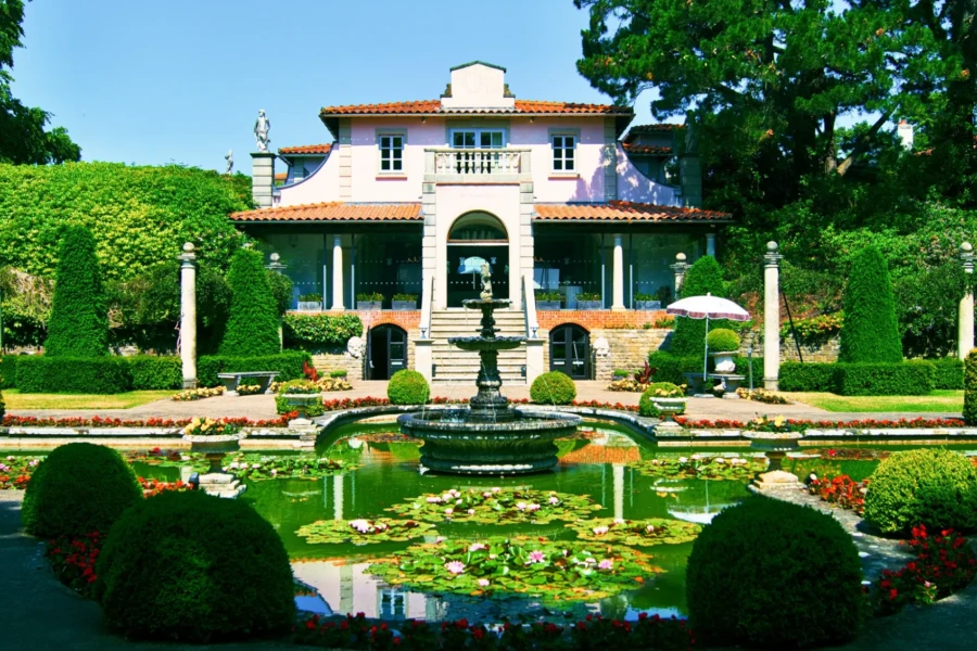 Compton Acres
