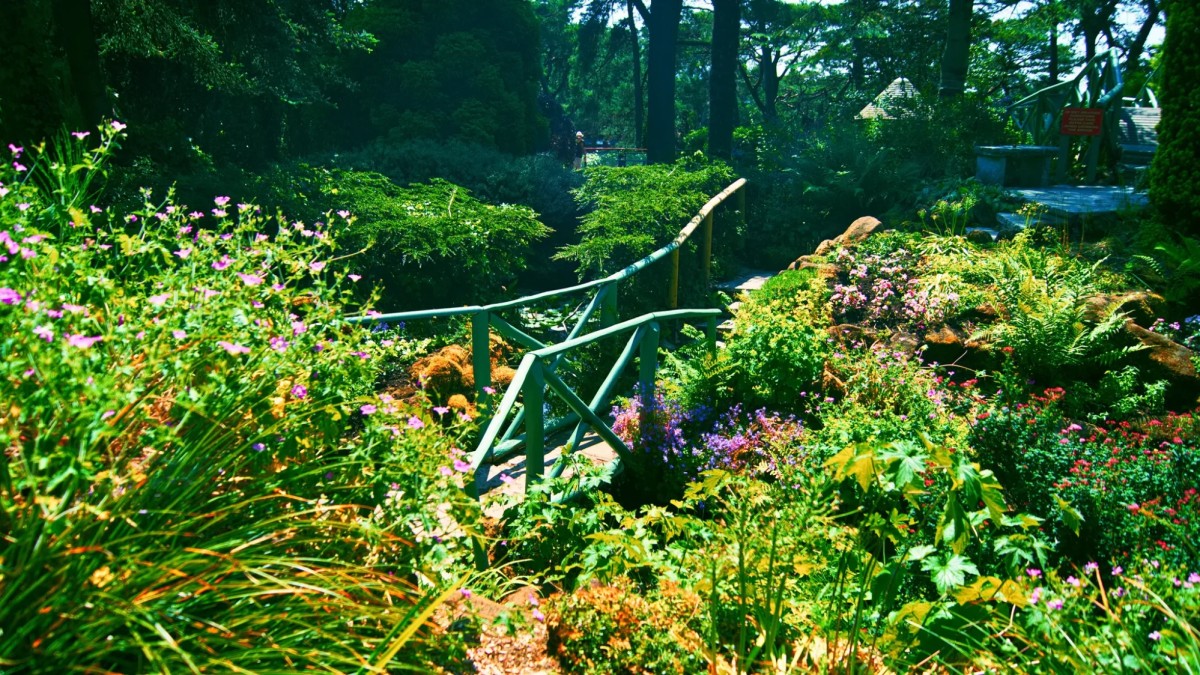 Compton Acres