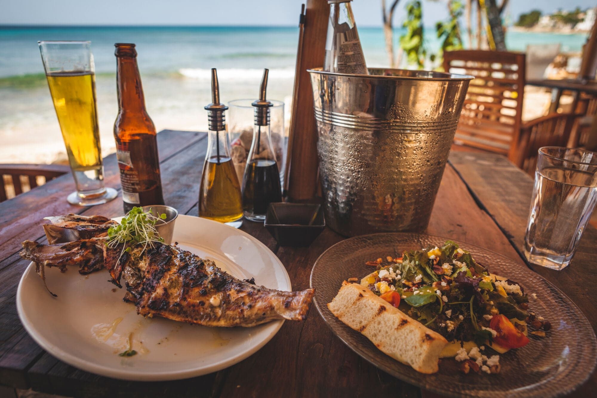 Food & Drinks on the Beach