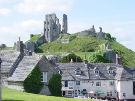 Private Durdle Door & Lulworth Cove Day Trip