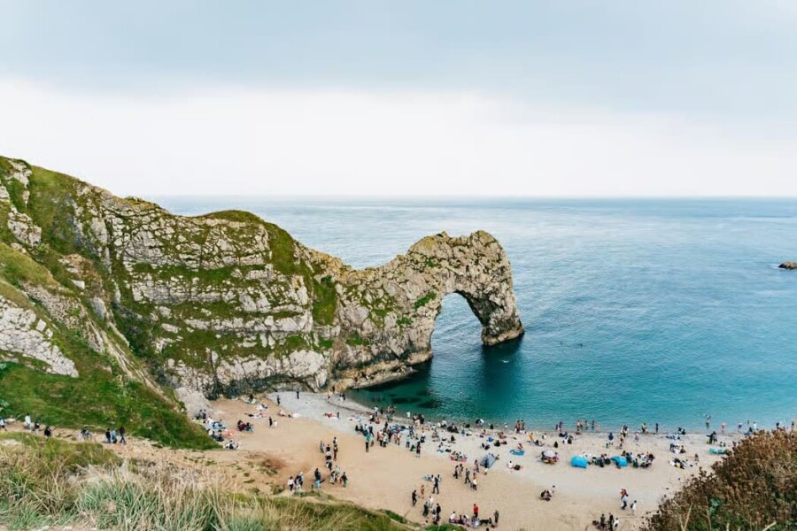 Lulworth Cove and Durdle Door Trip