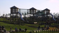 Monkey World – Ape Rescue Centre Thumb