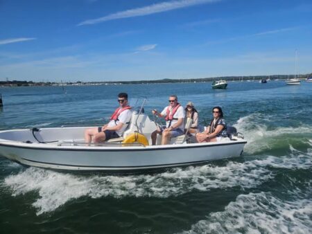 Poole Harbor: Boat Rental Service