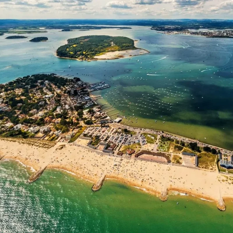 Who Lives in Sandbanks?