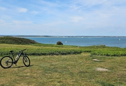 E-bike excursion exploring the Purbecks Thumb
