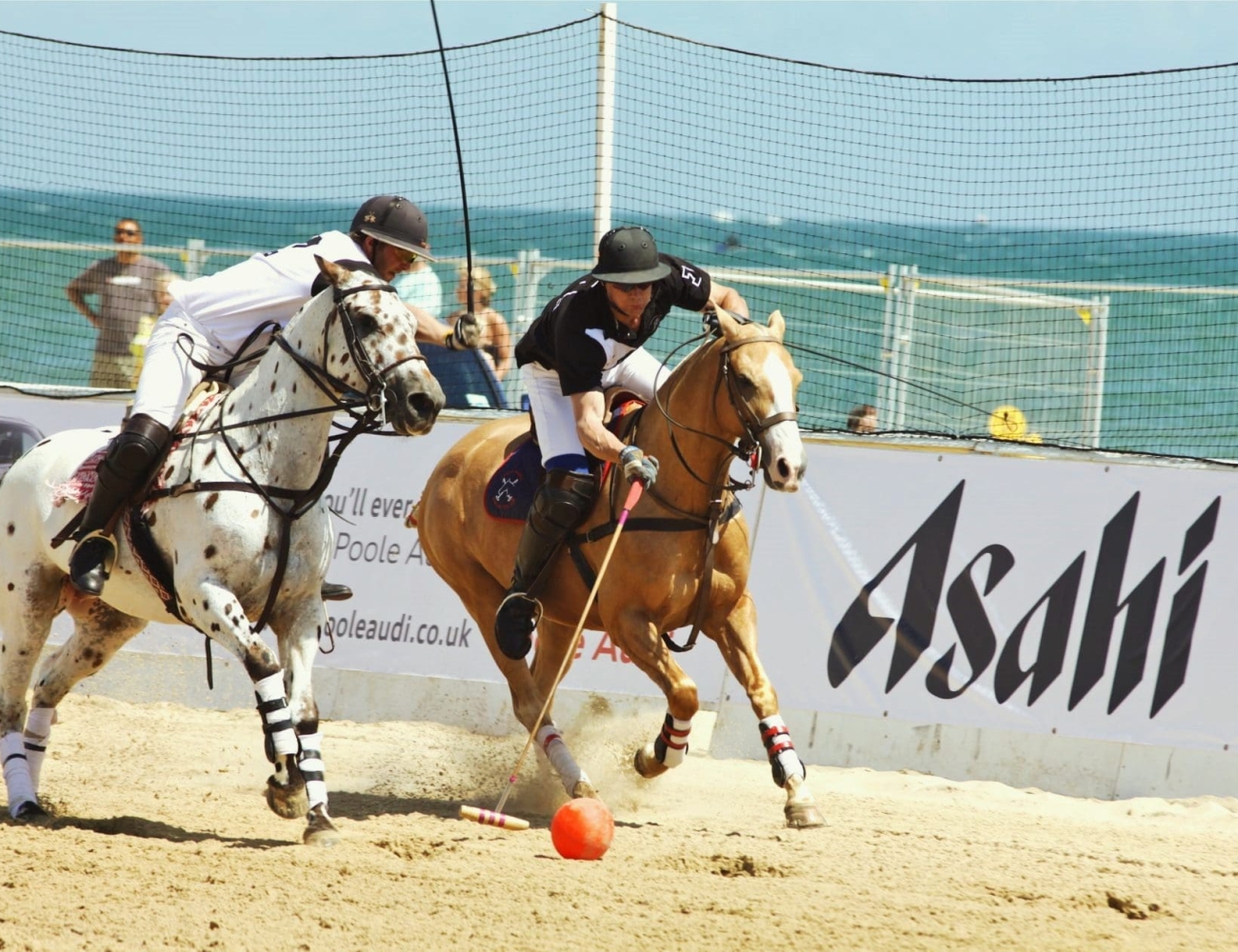 Sandpolo (British Beach Polo Championships)