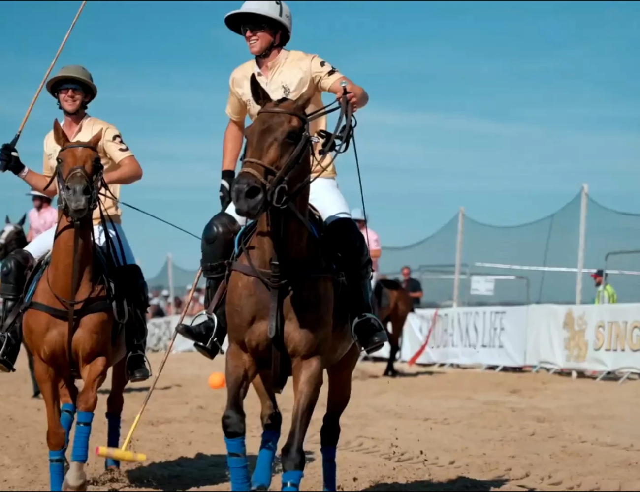 Sandpolo (British Beach Polo Championships)