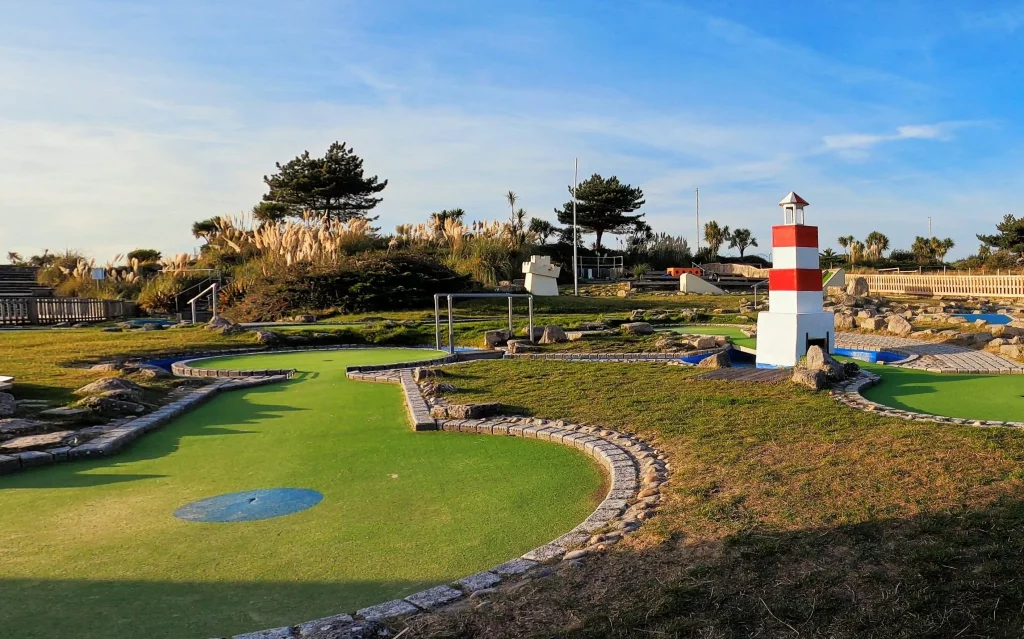Sandbanks Crazy Golf