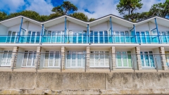 Sandbanks Beach Hut Hire Thumb