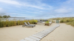The Beach Hut Thumb
