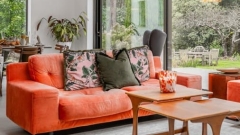 The Garden House (With Beach Hut) Thumb