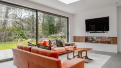 The Garden House (With Beach Hut) Thumb