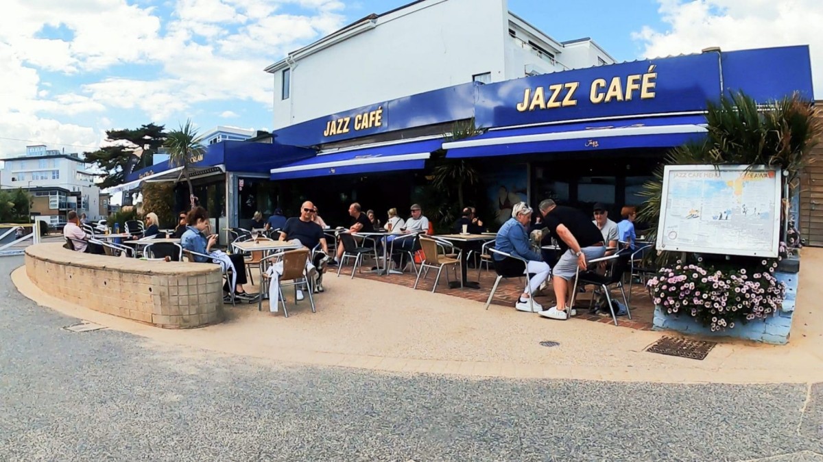 Sandbanks Food & Drink Guide