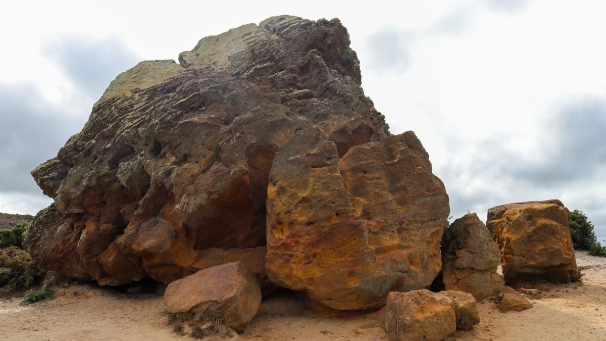 Agglestone Rock