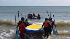 3-Hour Group Giant Paddle Boarding Thumb
